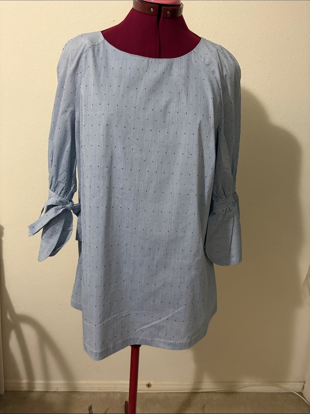 NWT Counterparts blue &white striped SZ Large blouse textured dots, bell sleeves